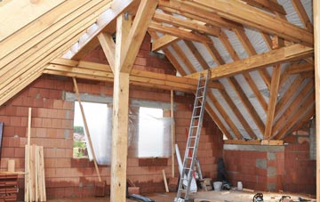 Rowfoot attic trusses